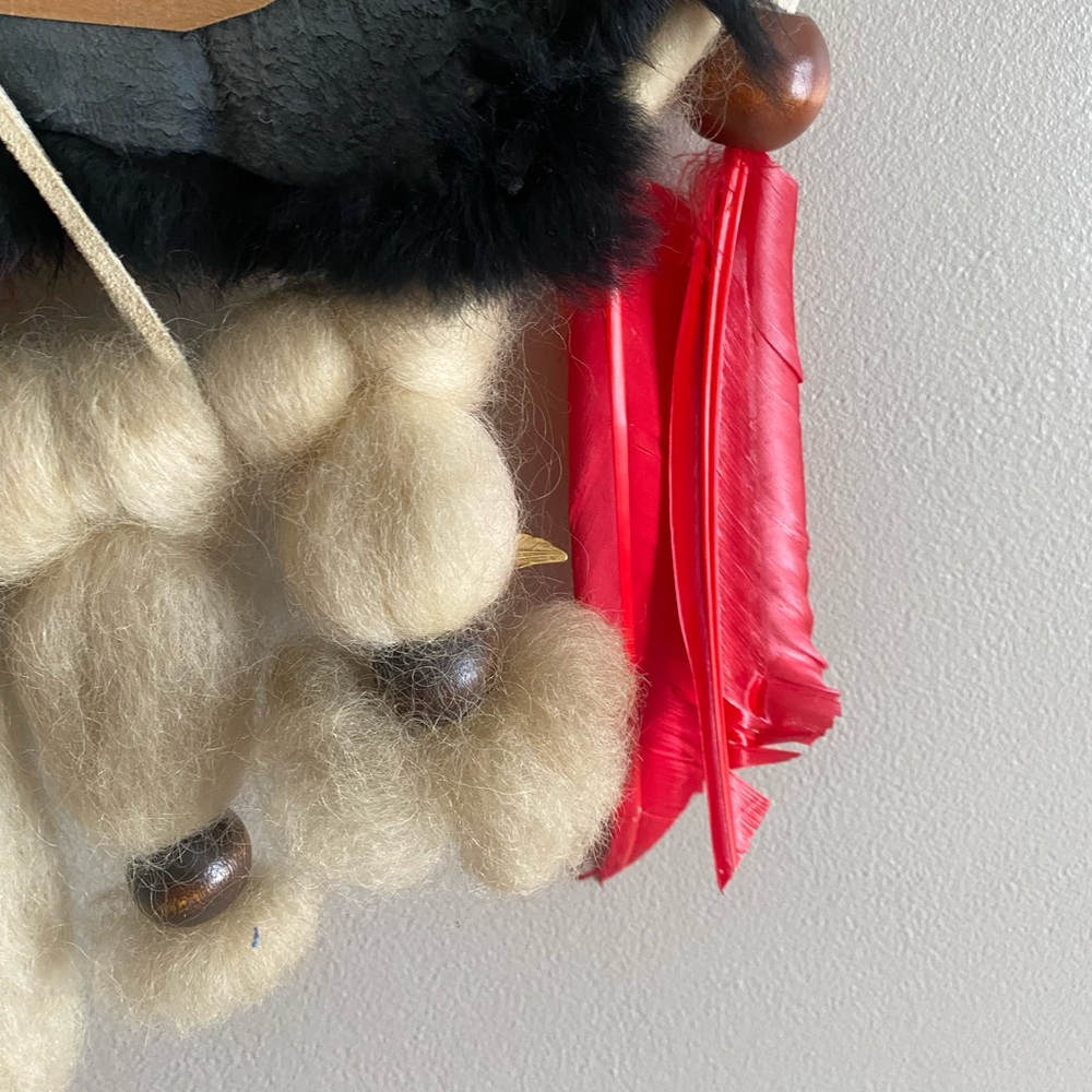 RARE INDIAN VINTAGE LARGE HANDMADE DREAM CATCHER  Fur Feather‎ Native Boho 12x18 - Picture 11 of 13
